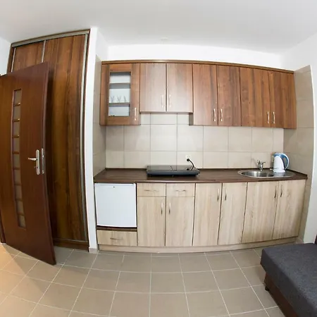 Rowyhills Apartament *
